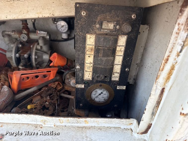 image for item NU9684 2012 International 7600 Crew Cab crane truck