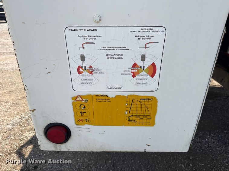 image for item NU9684 2012 International 7600 Crew Cab crane truck