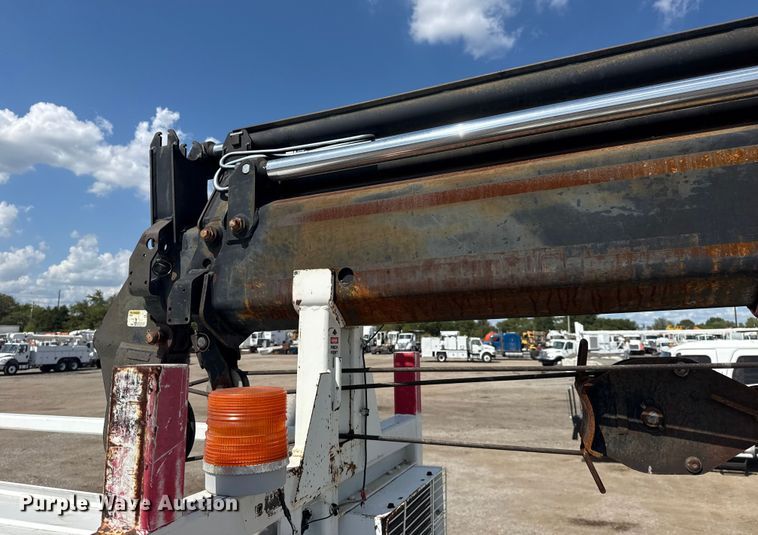 image for item NU9684 2012 International 7600 Crew Cab crane truck