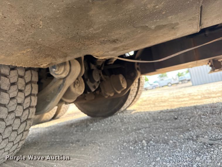 image for item NU9684 2012 International 7600 Crew Cab crane truck