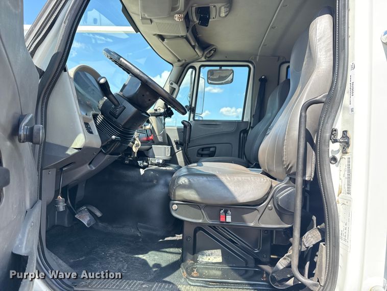 image for item NU9684 2012 International 7600 Crew Cab crane truck