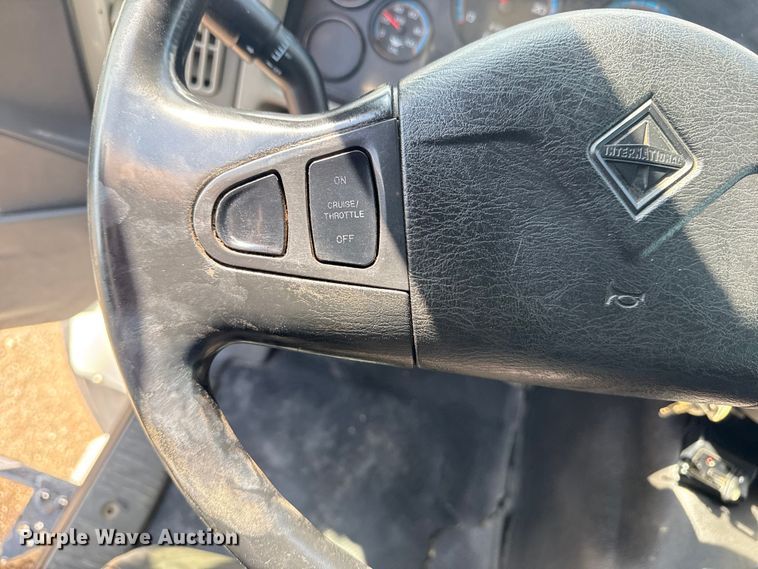 image for item NU9684 2012 International 7600 Crew Cab crane truck