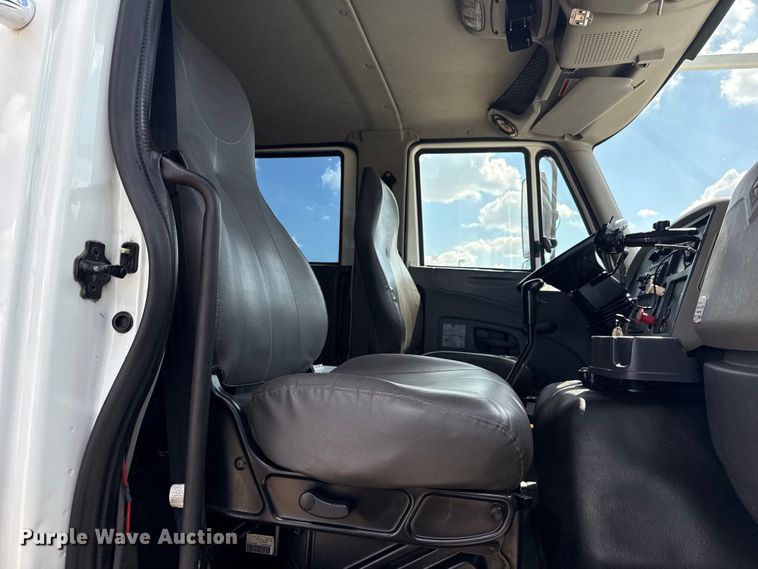 image for item NU9684 2012 International 7600 Crew Cab crane truck