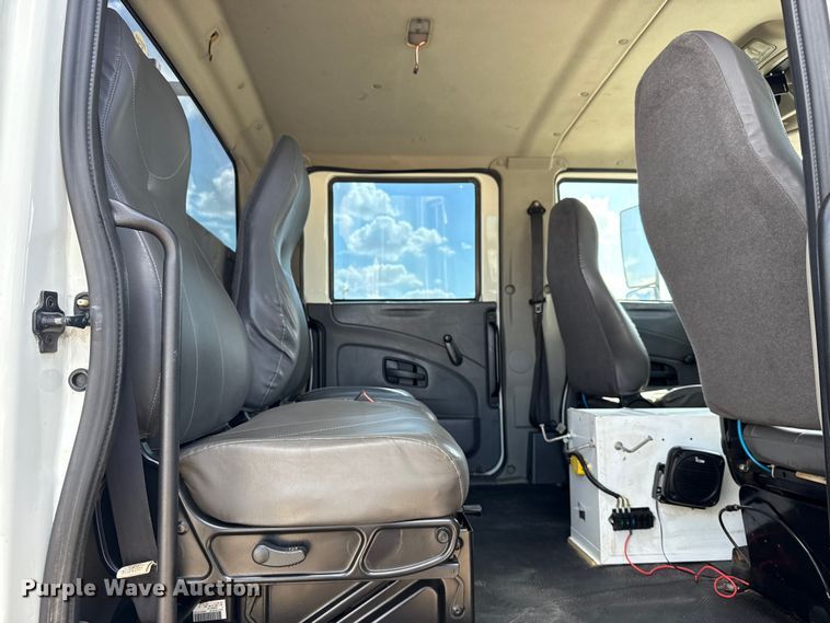 image for item NU9684 2012 International 7600 Crew Cab crane truck