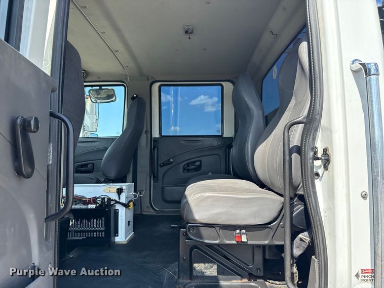 image for item NU9684 2012 International 7600 Crew Cab crane truck