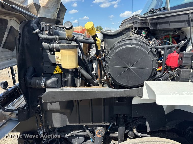 image for item NU9684 2012 International 7600 Crew Cab crane truck