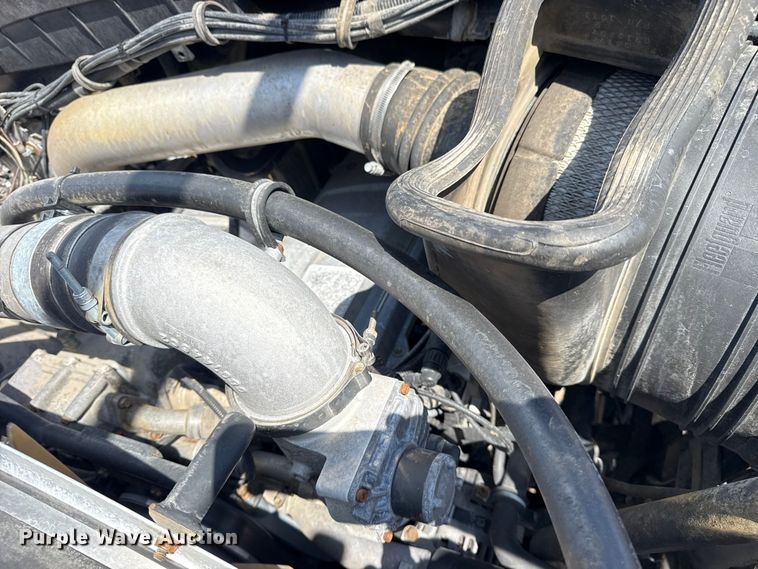 image for item NU9684 2012 International 7600 Crew Cab crane truck