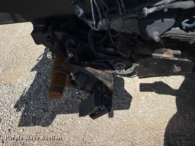 image for item NU9684 2012 International 7600 Crew Cab crane truck