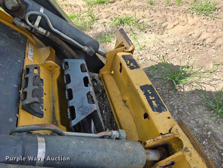 image for item OC9795 2013 John Deere 329E tracked skid steer loader