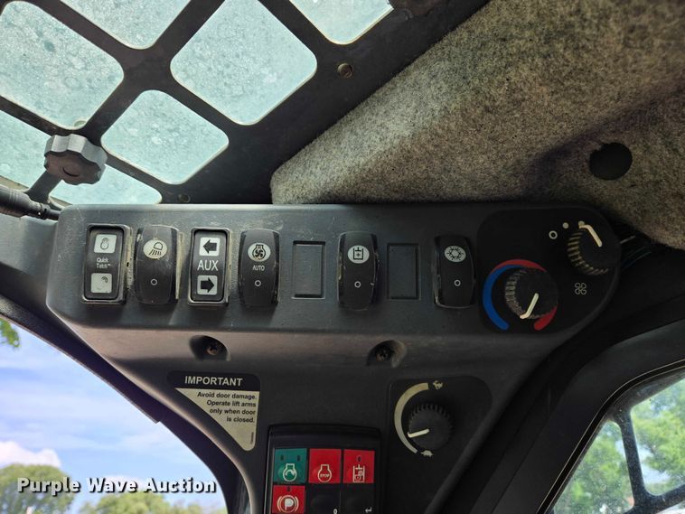 image for item OC9795 2013 John Deere 329E tracked skid steer loader