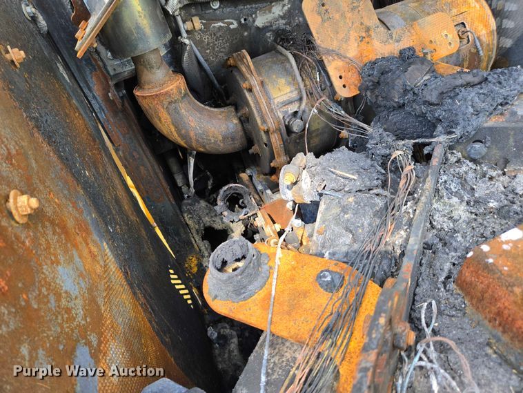 image for item OC9795 2013 John Deere 329E tracked skid steer loader