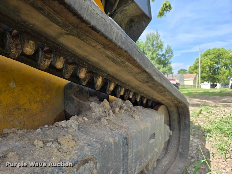 image for item OC9795 2013 John Deere 329E tracked skid steer loader