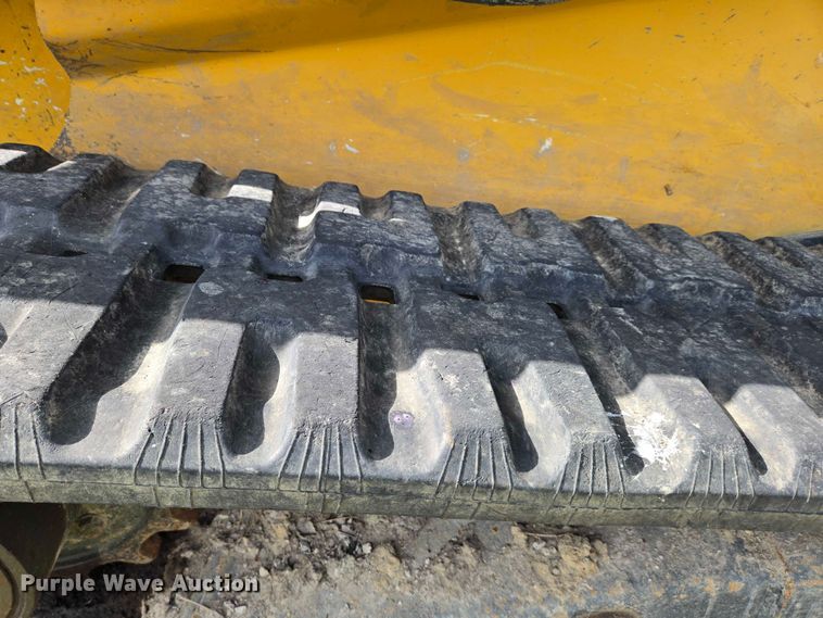 image for item OC9795 2013 John Deere 329E tracked skid steer loader