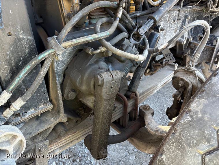 image for item YA0861 2000 Peterbilt 379 dump truck