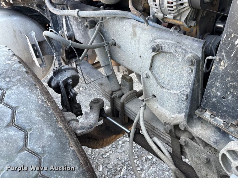 image for item YA0861 2000 Peterbilt 379 dump truck