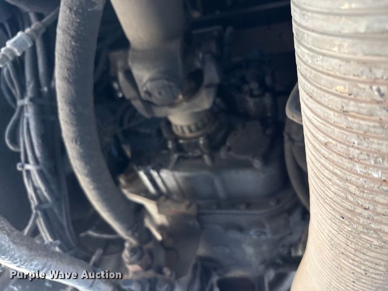 image for item YA0861 2000 Peterbilt 379 dump truck