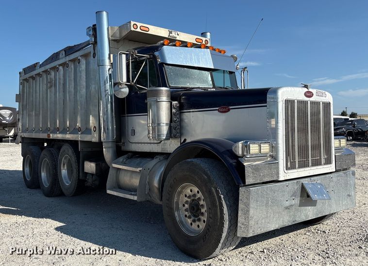 image for item YA0861 2000 Peterbilt 379 dump truck