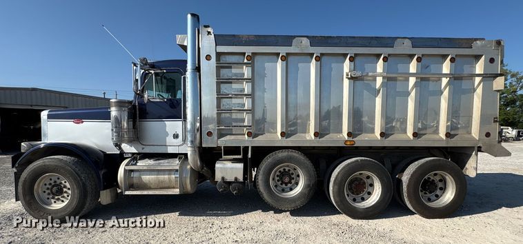 image for item YA0861 2000 Peterbilt 379 dump truck