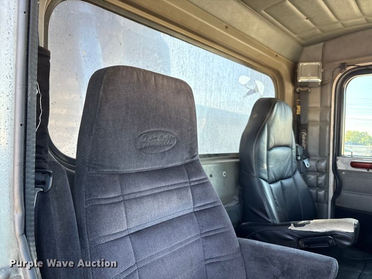 image for item YA0861 2000 Peterbilt 379 dump truck