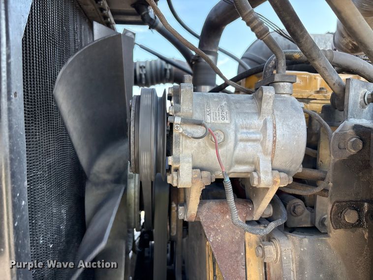 image for item YA0861 2000 Peterbilt 379 dump truck