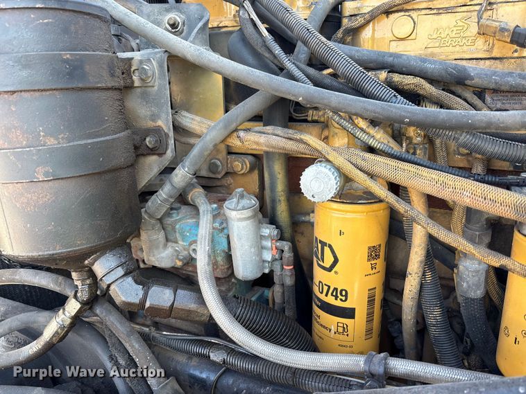 image for item YA0861 2000 Peterbilt 379 dump truck