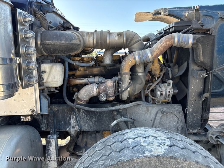 image for item YA0861 2000 Peterbilt 379 dump truck