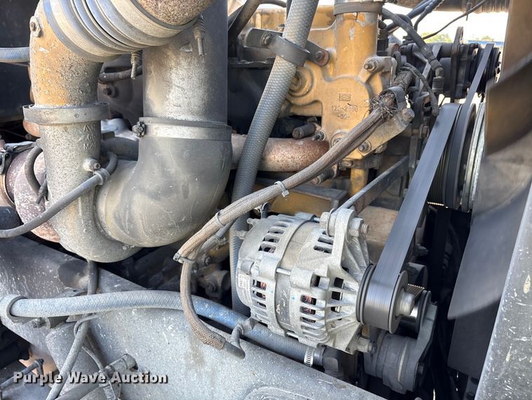 image for item YA0861 2000 Peterbilt 379 dump truck