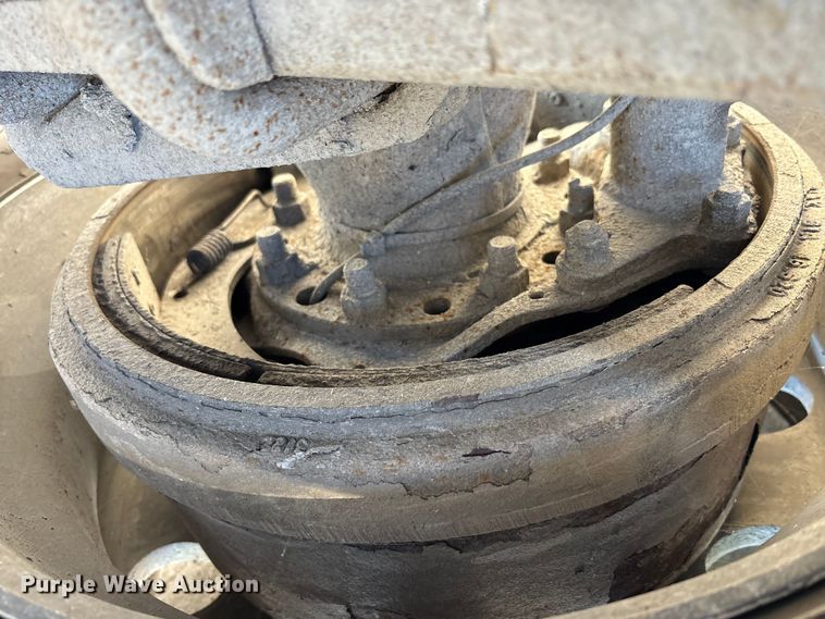 image for item YA0861 2000 Peterbilt 379 dump truck