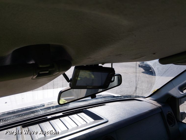 image for item YA0962 2015 Ford F450 Super Duty flatbed truck