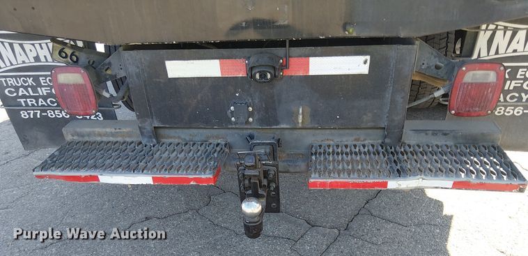 image for item YA0962 2015 Ford F450 Super Duty flatbed truck