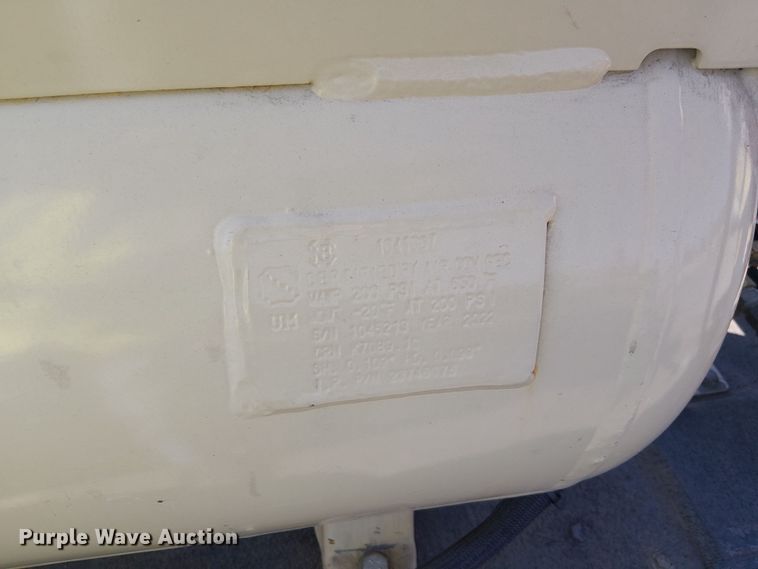 image for item YA0962 2015 Ford F450 Super Duty flatbed truck