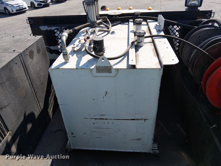 image for item YA0962 2015 Ford F450 Super Duty flatbed truck