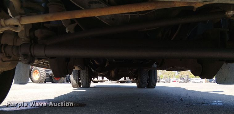 image for item YA0962 2015 Ford F450 Super Duty flatbed truck