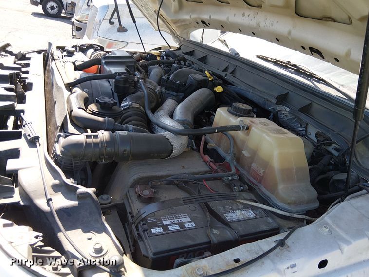 image for item YA0962 2015 Ford F450 Super Duty flatbed truck