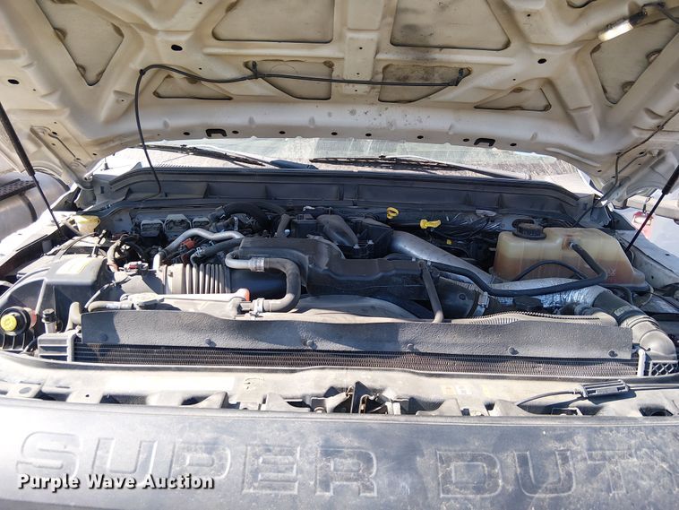 image for item YA0962 2015 Ford F450 Super Duty flatbed truck