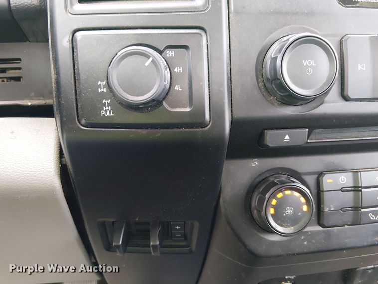 image for item YA0963 2016 Ford F150 SuperCab pickup truck