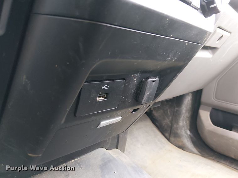 image for item YA0963 2016 Ford F150 SuperCab pickup truck