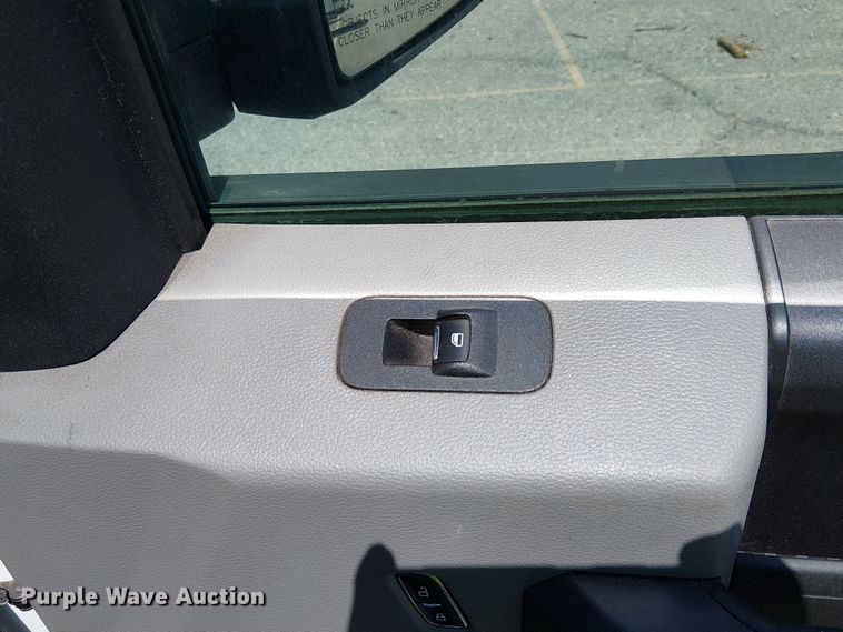 image for item YA0963 2016 Ford F150 SuperCab pickup truck