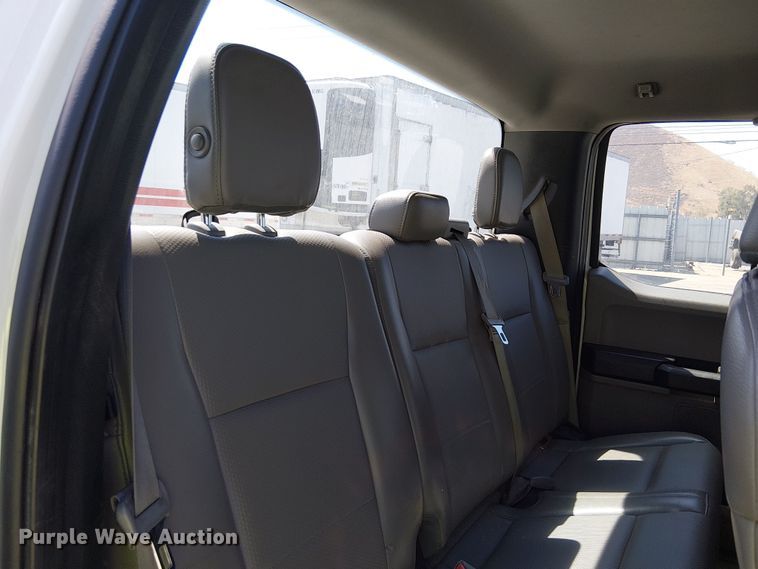 image for item YA0963 2016 Ford F150 SuperCab pickup truck