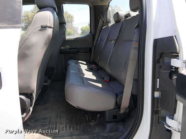 image for item YA0963 2016 Ford F150 SuperCab pickup truck