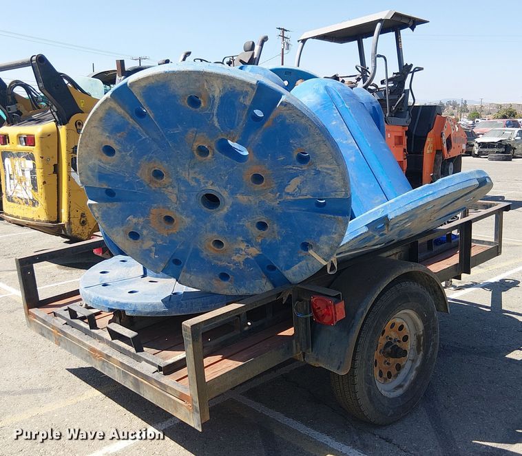 image for item YA0965 2014 Carson utility trailer