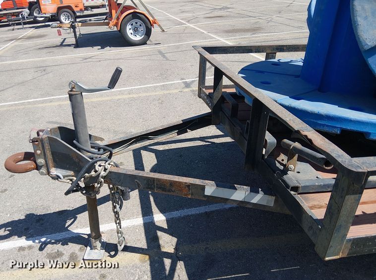 image for item YA0965 2014 Carson utility trailer