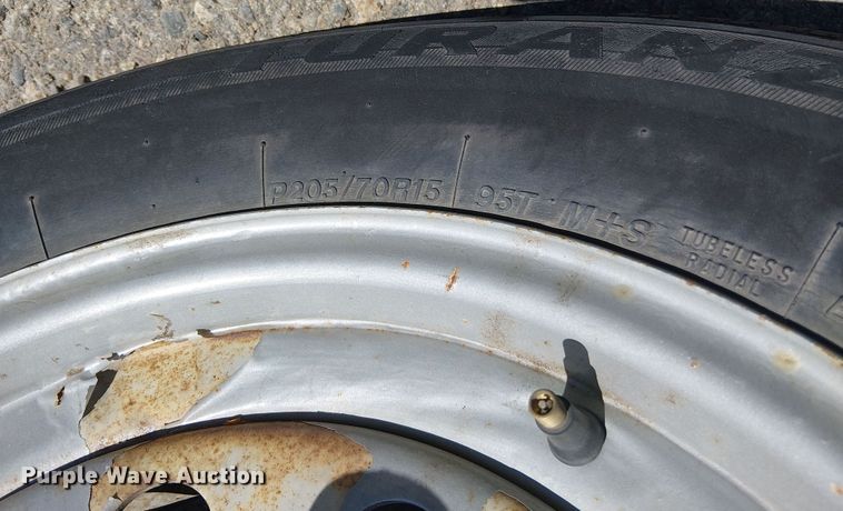 image for item YA0965 2014 Carson utility trailer