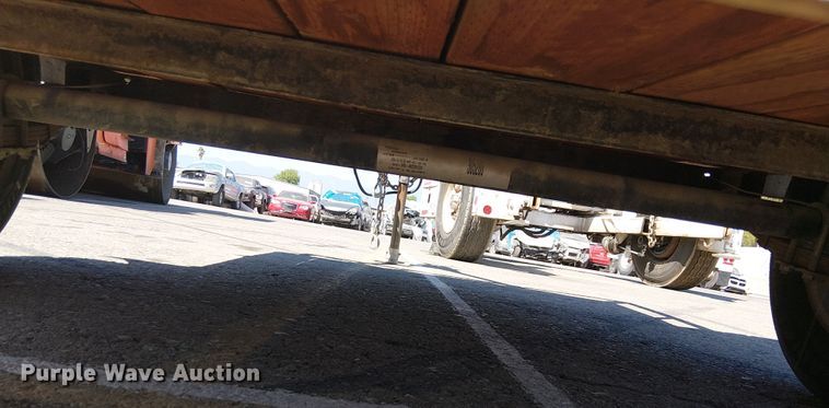 image for item YA0965 2014 Carson utility trailer