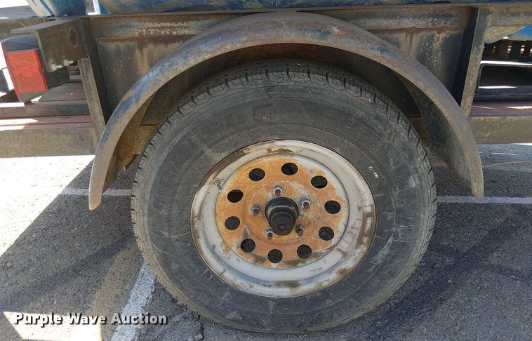 image for item YA0965 2014 Carson utility trailer