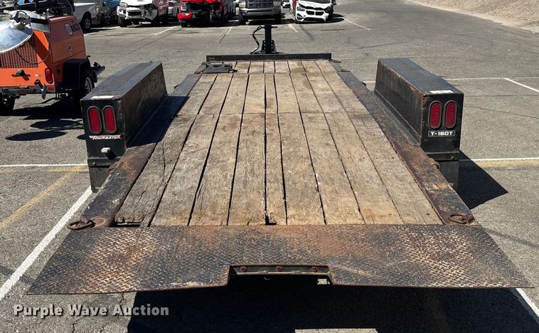image for item YA0975 2018 Towmaster T-16DT tilt deck equipment trailer