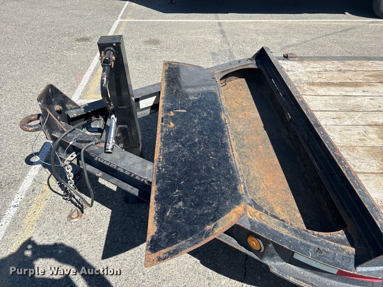 image for item YA0975 2018 Towmaster T-16DT tilt deck equipment trailer
