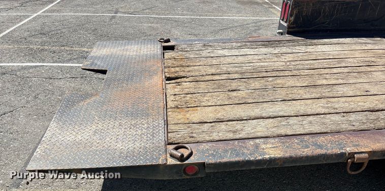 image for item YA0975 2018 Towmaster T-16DT tilt deck equipment trailer