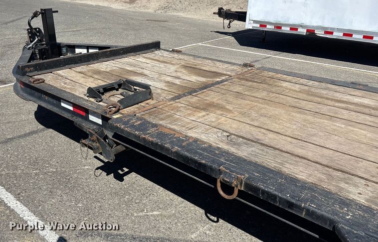 image for item YA0975 2018 Towmaster T-16DT tilt deck equipment trailer