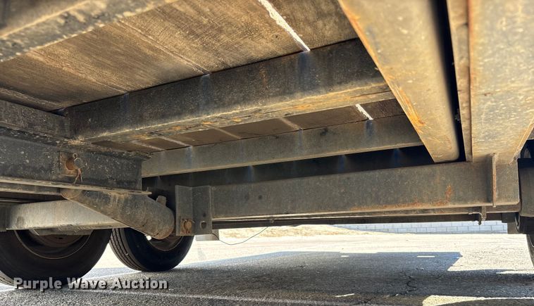 image for item YA0975 2018 Towmaster T-16DT tilt deck equipment trailer